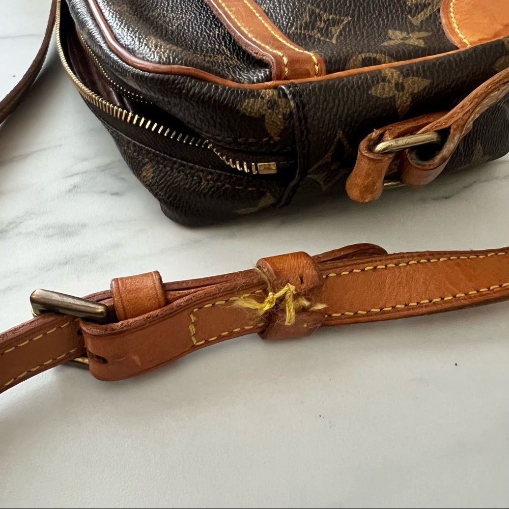 Vintage Louis Vuitton Crossbody Bag - Picture 9 of 14